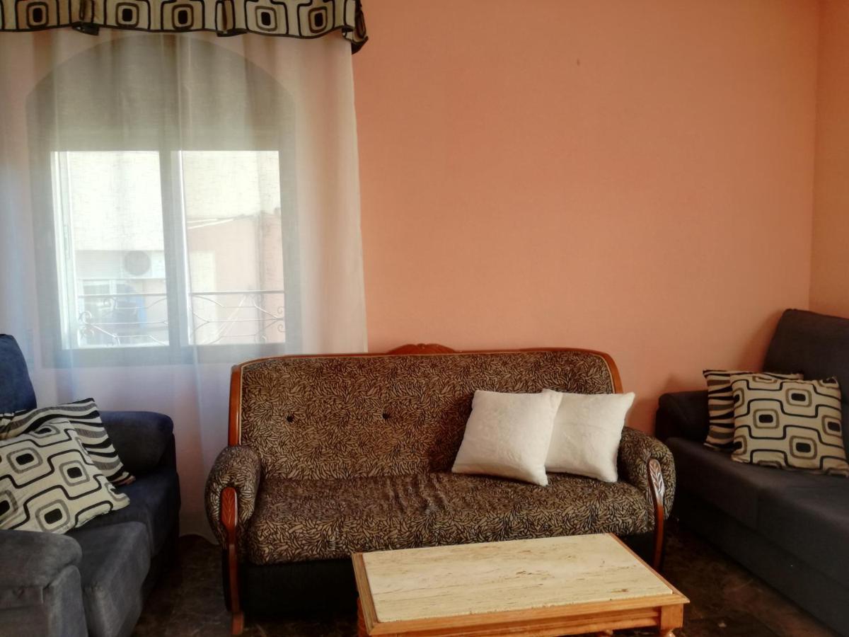 Alojamiento Romina Apartment Villanueva Del Arzobispo Luaran gambar